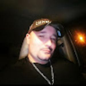 Meet your Posher, Carlos